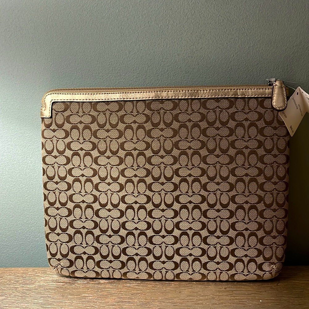 NWT COACH iPod cover MSRP $88